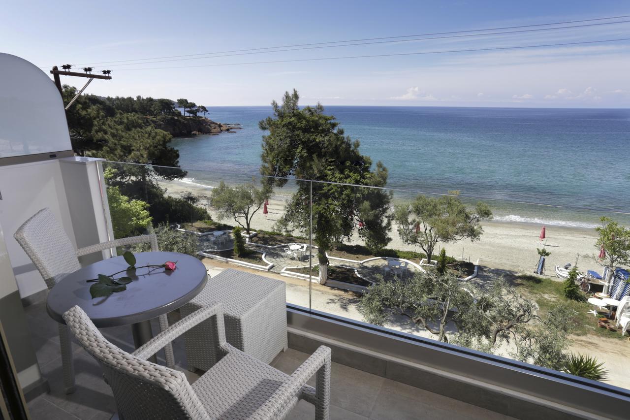 Hotel Akti Pefkari Bagian luar foto