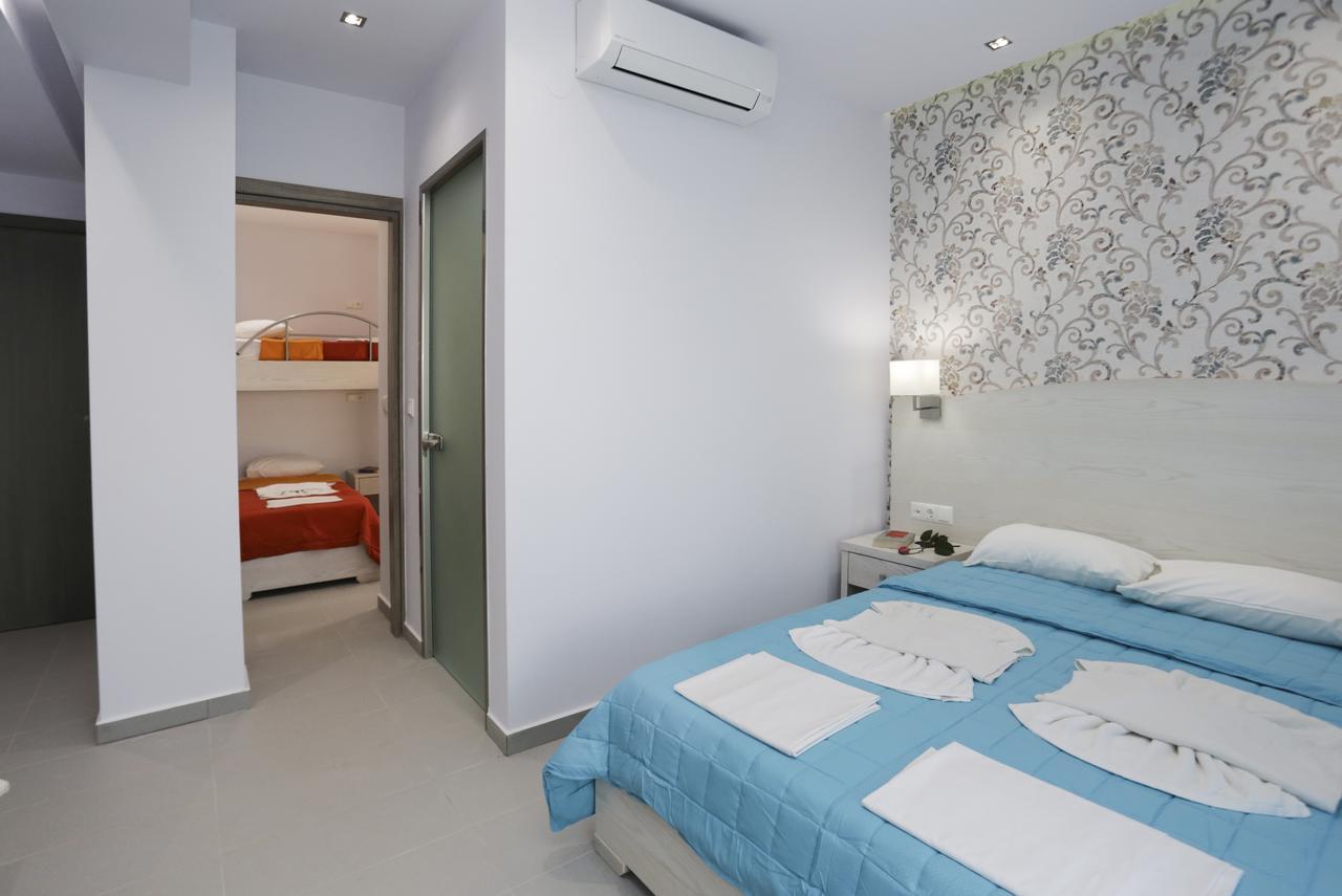Hotel Akti Pefkari Bagian luar foto